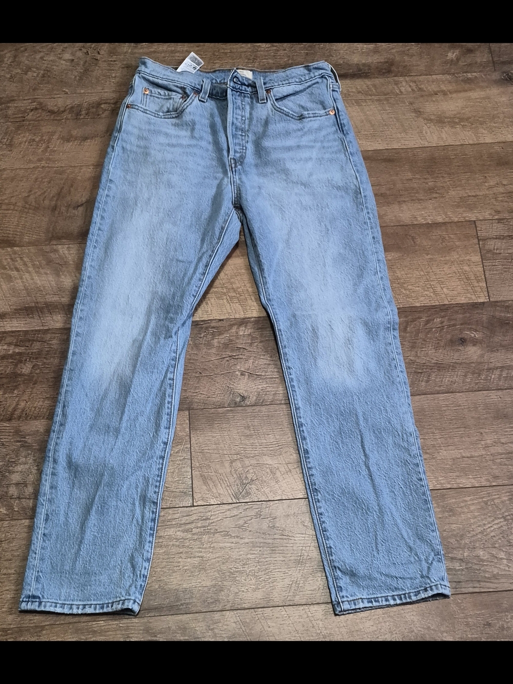 Women's Levis skinny jeans